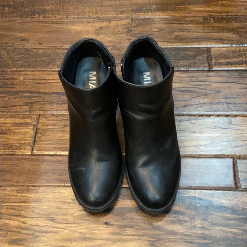 Black womens booties